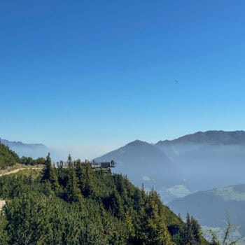 Aussichtsplattform Schlick 2000 im Stubaital mit der Familie - Familienausflug Stubaital und mit der Gästekarte Stubai Super Card ist die Fahrt sogar kostenlos